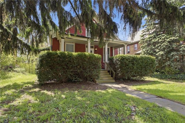 1561 E State Street, Salem, OH 44460