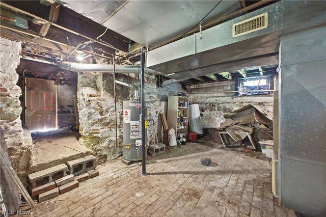 1561 E State Street, Salem, OH 44460