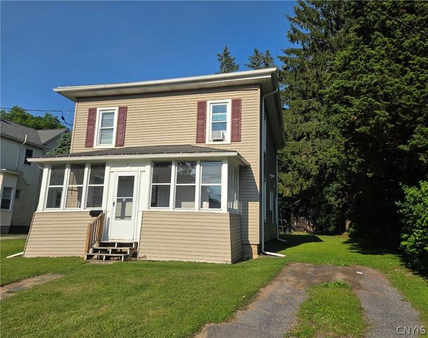 82 Garrow Street, Auburn, NY 13021