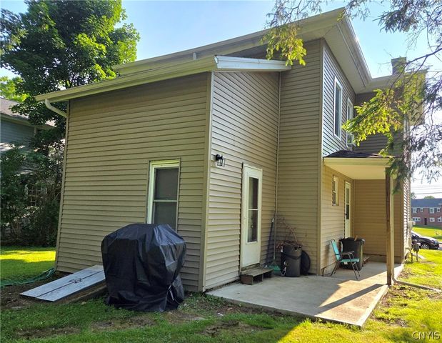 82 Garrow Street, Auburn, NY 13021