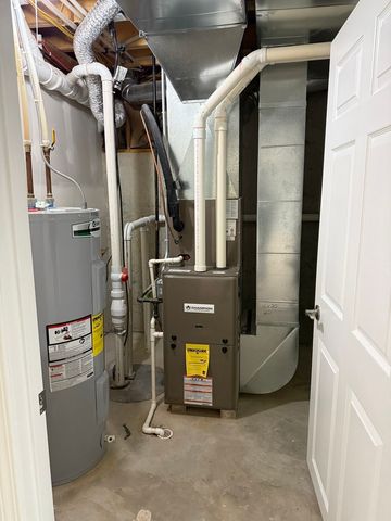 730 Keller Drive, Dixon, IL 61021