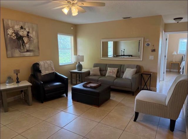 211 S Swinton Avenue, Delray Beach, FL 33444