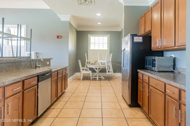 8226 GREEN PARROT Road 105, Jacksonville, FL 32256