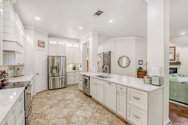 944 Blue Forest Drive, Schertz, TX 78154