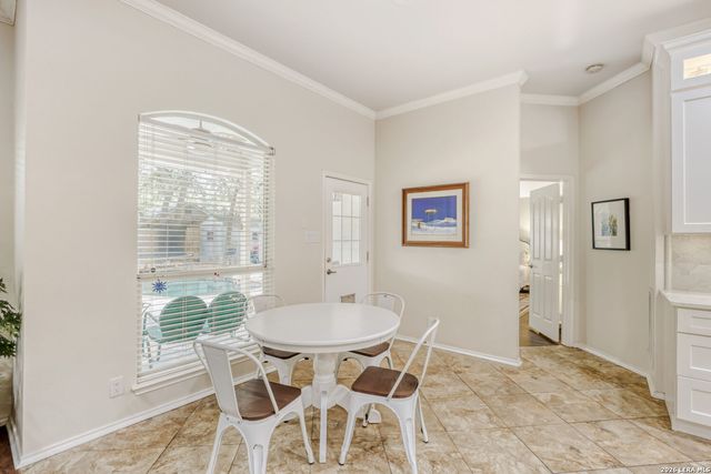 944 Blue Forest Drive, Schertz, TX 78154