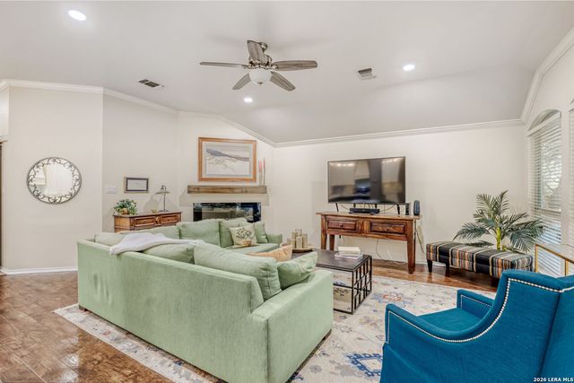 944 Blue Forest Drive, Schertz, TX 78154