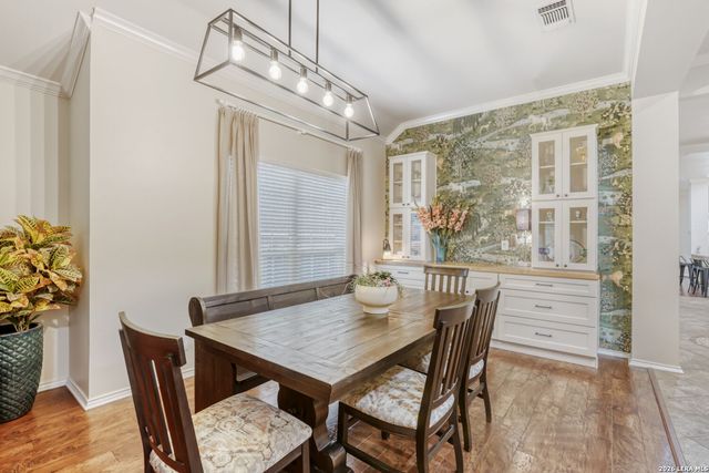 944 Blue Forest Drive, Schertz, TX 78154