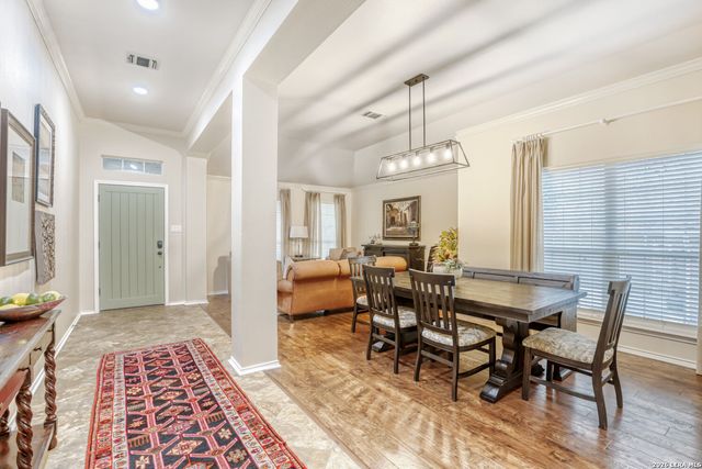 944 Blue Forest Drive, Schertz, TX 78154