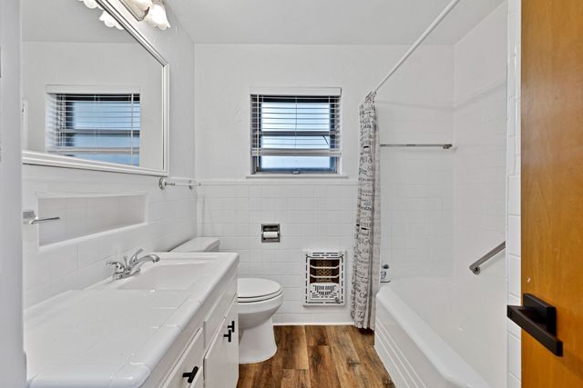 1024 Eunice Street, Hurst, TX 76053