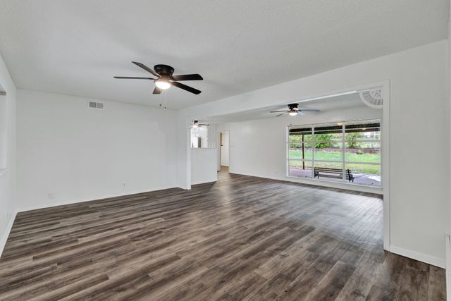 1024 Eunice Street, Hurst, TX 76053