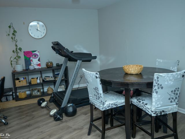 2306 Holiday Terrace 144, Lansing, IL 60438