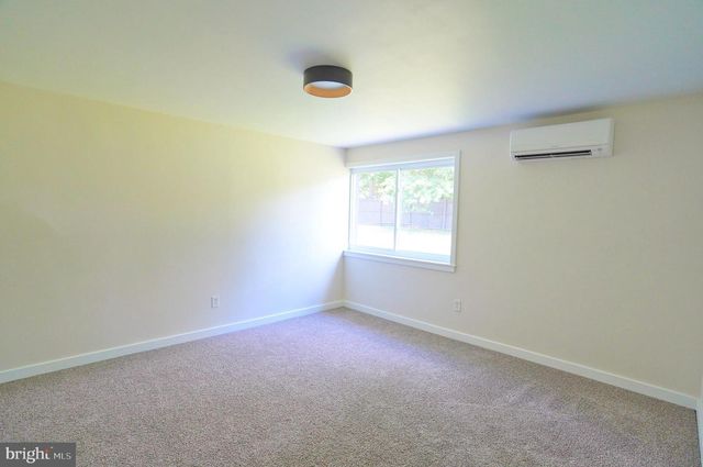 1465 FAIRFIELD RD, Gettysburg, PA 17325