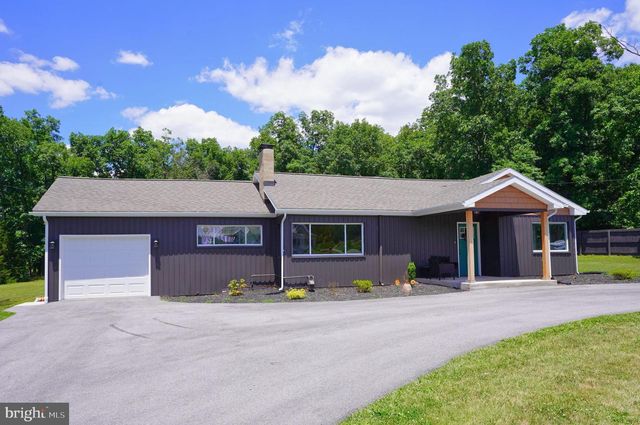1465 FAIRFIELD RD, Gettysburg, PA 17325