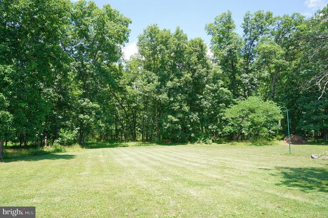 1465 FAIRFIELD RD, Gettysburg, PA 17325