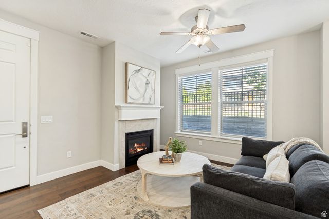 10422 S BEETDIGGER BLVD, Sandy, UT 84070