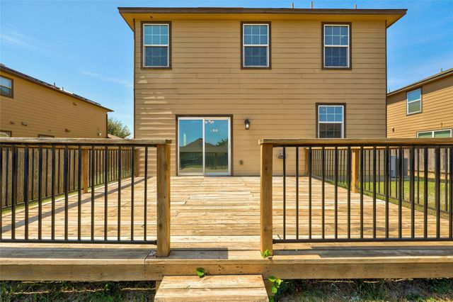 455 Gina DR, Kyle, TX 78640