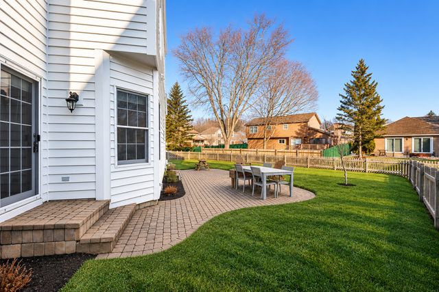 4338 New Haven Avenue, Gurnee, IL 60031