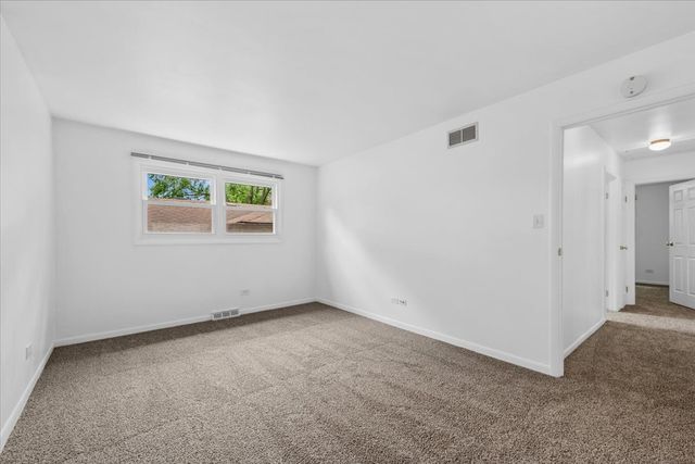 17718 65th Avenue, Tinley Park, IL 60477