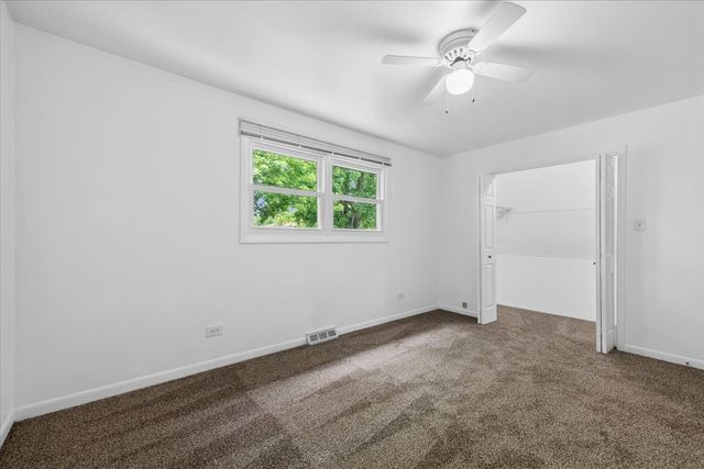 17718 65th Avenue, Tinley Park, IL 60477