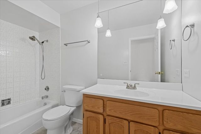 17718 65th Avenue, Tinley Park, IL 60477