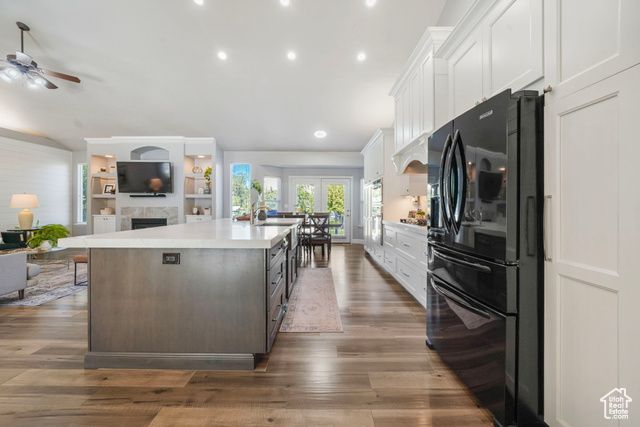 587 E CORNER CANYON DR, Draper, UT 84020