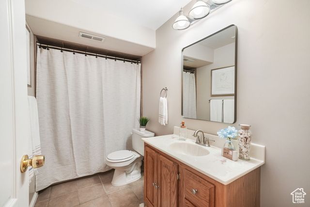 587 E CORNER CANYON DR, Draper, UT 84020