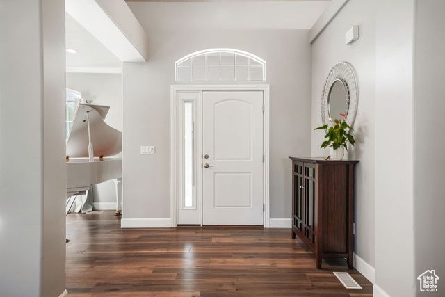 587 E CORNER CANYON DR, Draper, UT 84020