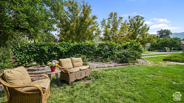 587 E CORNER CANYON DR, Draper, UT 84020