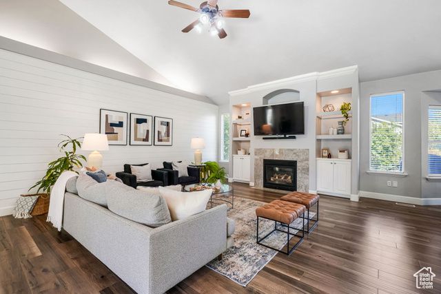 587 E CORNER CANYON DR, Draper, UT 84020