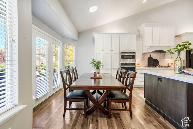 587 E CORNER CANYON DR, Draper, UT 84020