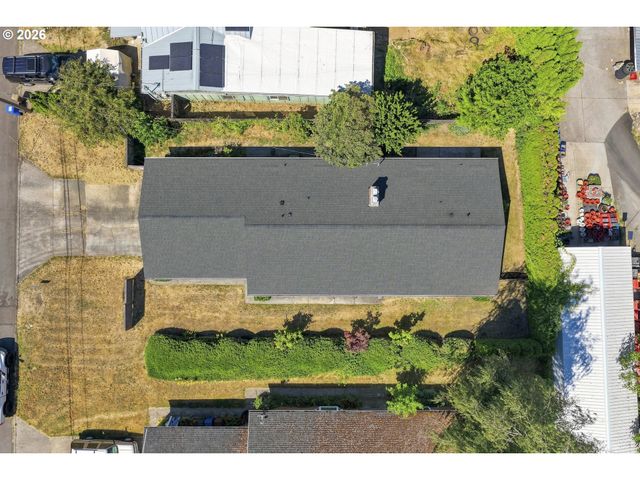 880 Nw FLORENCE Ave, Gresham, OR 97030