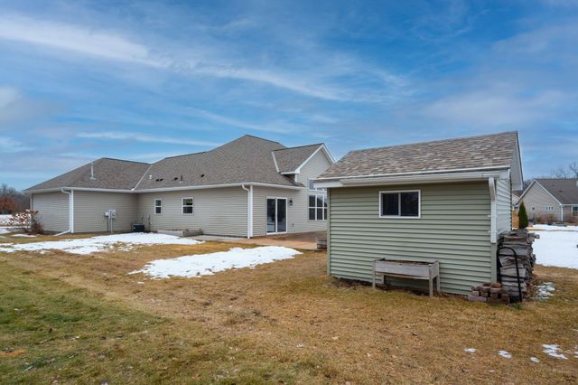 4986 382nd Drive, North Branch, MN 55056