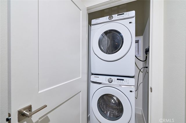 7264 Aura Circle, Huntington Beach, CA 92647