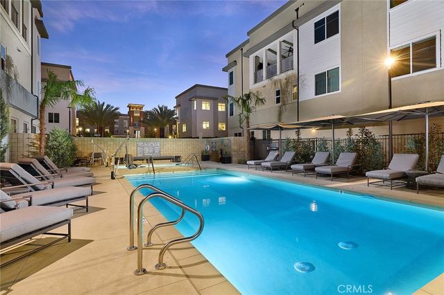 7264 Aura Circle, Huntington Beach, CA 92647