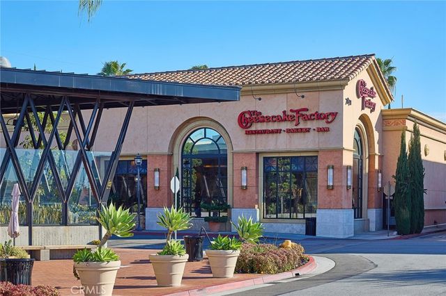 7264 Aura Circle, Huntington Beach, CA 92647