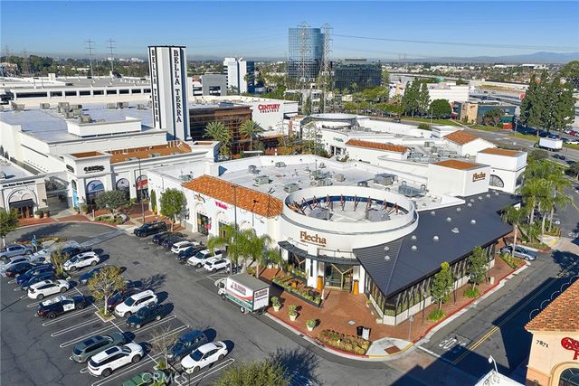 7264 Aura Circle, Huntington Beach, CA 92647