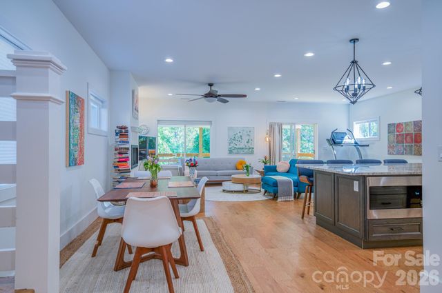 321 Hazel Mill Road, Asheville, NC 28806