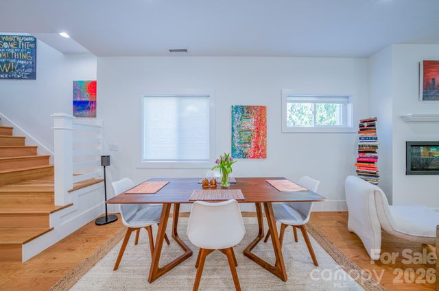 321 Hazel Mill Road, Asheville, NC 28806