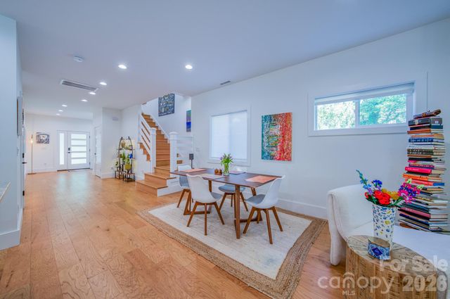 321 Hazel Mill Road, Asheville, NC 28806