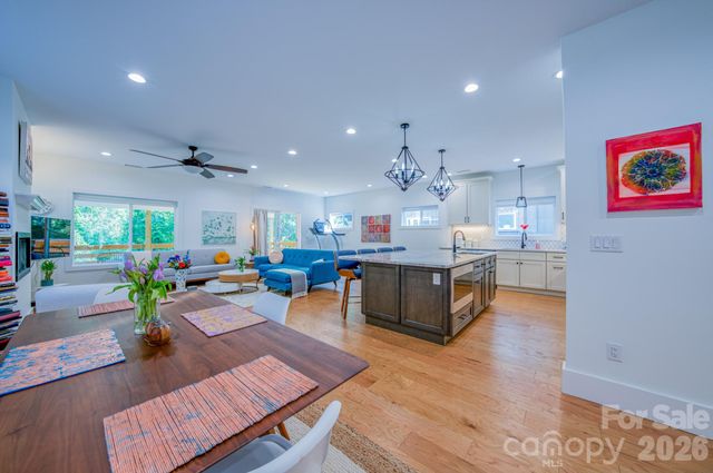 321 Hazel Mill Road, Asheville, NC 28806