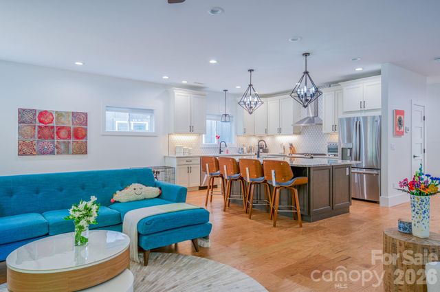 321 Hazel Mill Road, Asheville, NC 28806