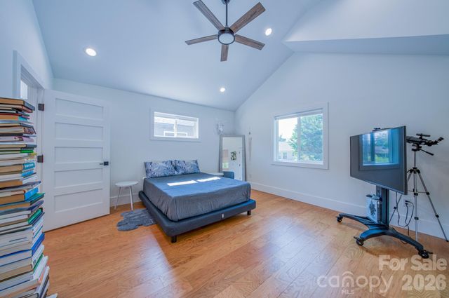 321 Hazel Mill Road, Asheville, NC 28806