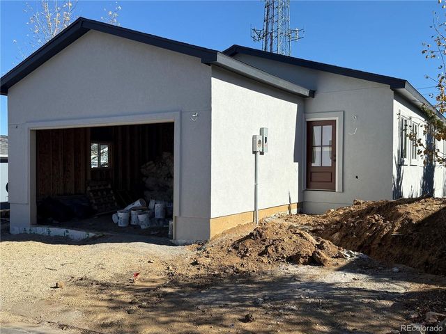 20 Pendelton Cir, Colorado Springs, CO 80904