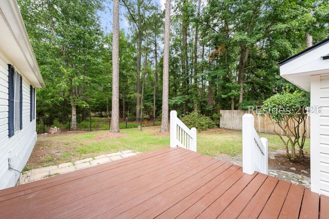 12 Shelterwood Ln, Bluffton, SC 29910