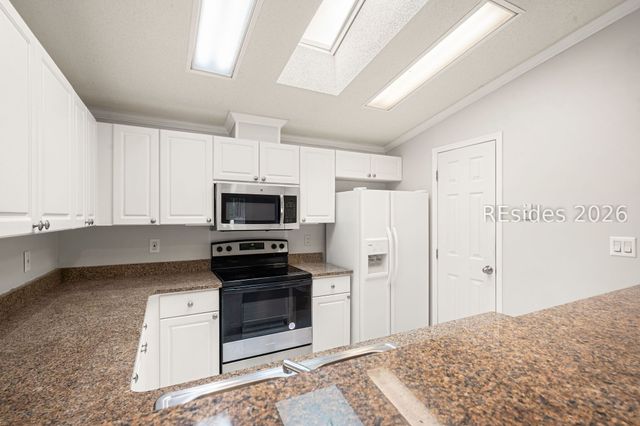 12 Shelterwood Ln, Bluffton, SC 29910