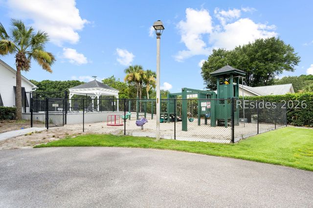 12 Shelterwood Ln, Bluffton, SC 29910