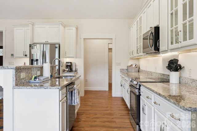 229 JD Trail, Candler, NC 28715