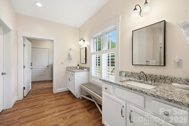 229 JD Trail, Candler, NC 28715