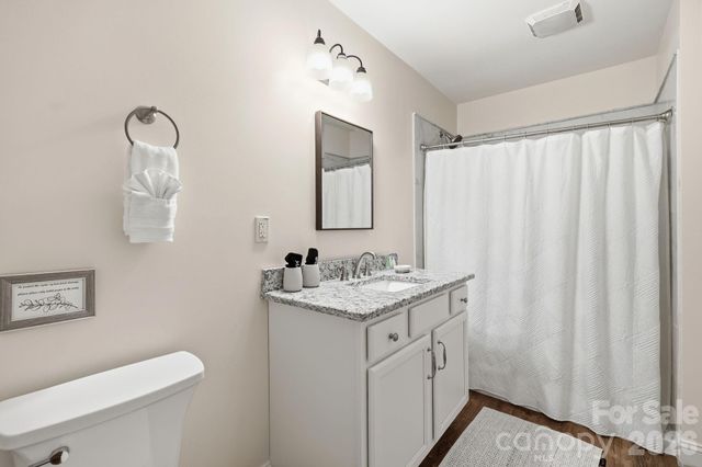 229 JD Trail, Candler, NC 28715