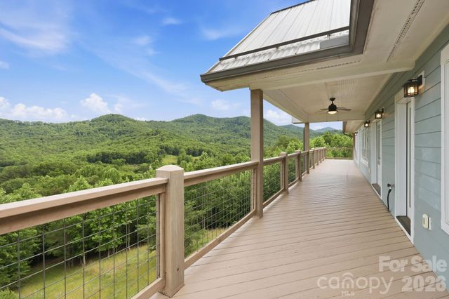 229 JD Trail, Candler, NC 28715